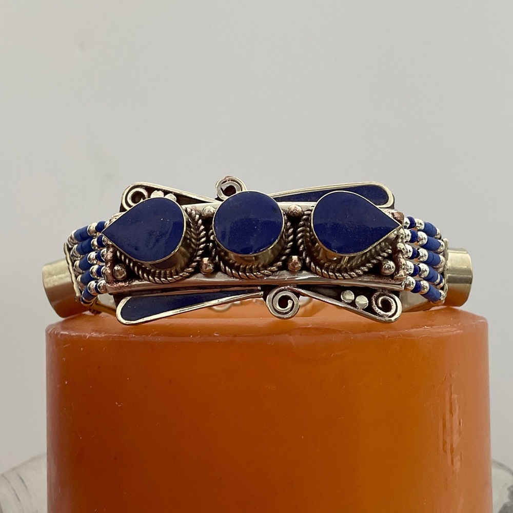 NWOT TIBETAN SILVER LAPIS Blue HAND CRAFTED Women's Bracelet - Picture 2 of 7
